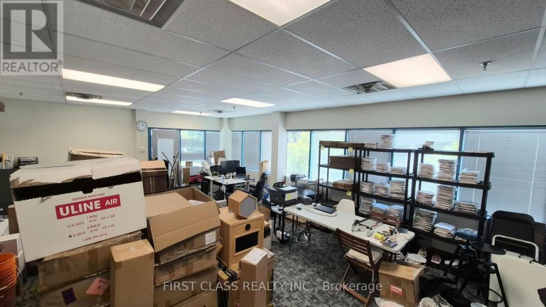 226 - 340 FERRIER STREET, Markham (Milliken Mills West), Ontario, L3R2Z5
