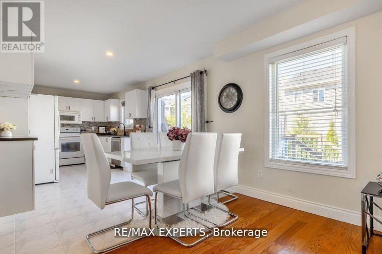 10 SNOWDEN AVENUE, Barrie (Innis-Shore), Ontario, L4M7H3