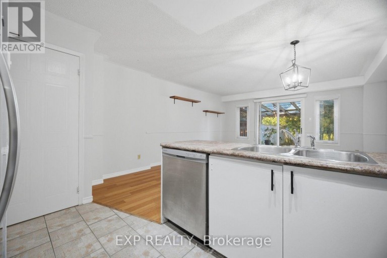 3103 AUGUSTA DRIVE, Mississauga (Meadowvale), Ontario, L5N5P6