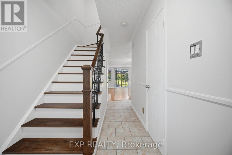 3103 AUGUSTA DRIVE, Mississauga (Meadowvale), Ontario, L5N5P6