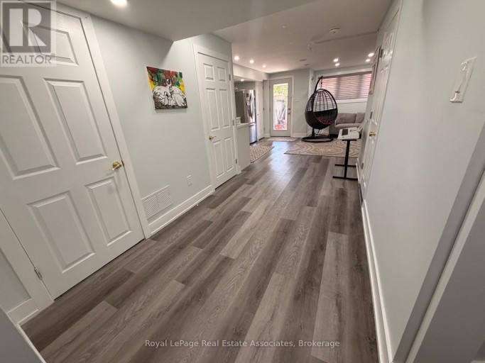 BASEMENT SUIT - 36 ZANETTA CRESCENT, Brampton (Credit Valley), Ontario, L6Y6A3