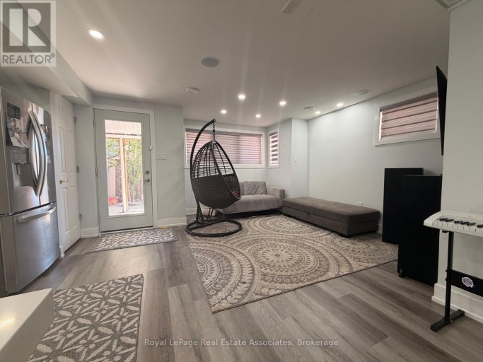 BASEMENT SUIT - 36 ZANETTA CRESCENT, Brampton (Credit Valley), Ontario, L6Y6A3