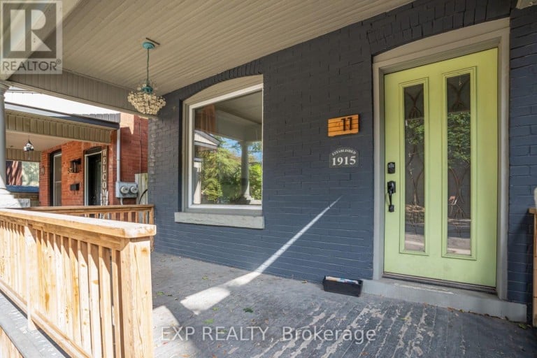 11 LORNE AVENUE, Hamilton (Blakeley), Ontario, L8M2X5
