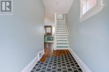 11 LORNE AVENUE Hamilton (Blakeley) Ontario photo 3