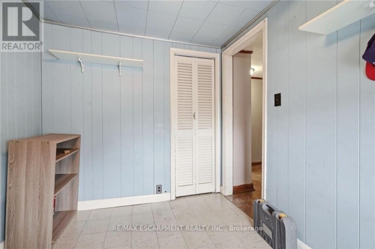 66 EAST 32ND STREET, Hamilton (Raleigh), Ontario, L8V3R9