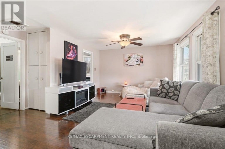 66 EAST 32ND STREET, Hamilton (Raleigh), Ontario, L8V3R9