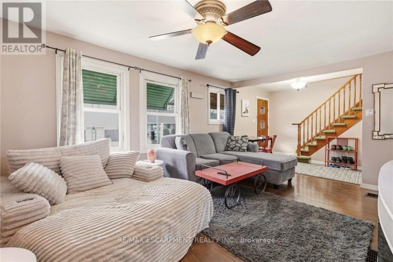 66 EAST 32ND STREET, Hamilton (Raleigh), Ontario, L8V3R9