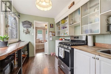66 EAST 32ND STREET Hamilton (Raleigh) Ontario photo 8