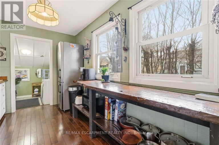 66 EAST 32ND STREET, Hamilton (Raleigh), Ontario, L8V3R9