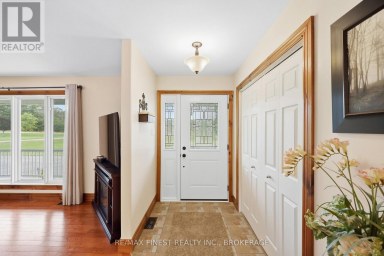 1199 COUNTY ROAD 2 Leeds and the Thousand Islands Ontario photo 8