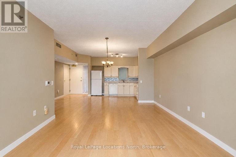 106 - 49 RAGLAN STREET, Collingwood, Ontario, L9Y1P7