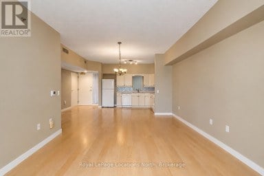 106 - 49 RAGLAN STREET Collingwood Ontario photo 5