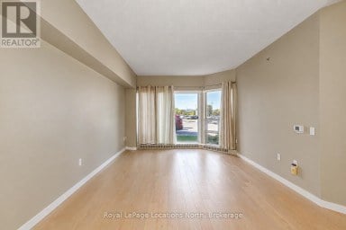 106 - 49 RAGLAN STREET Collingwood Ontario photo 7