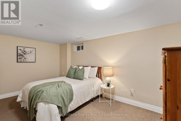 523 PALMTREE CRESCENT, Oshawa (Eastdale), Ontario, L1K2H2