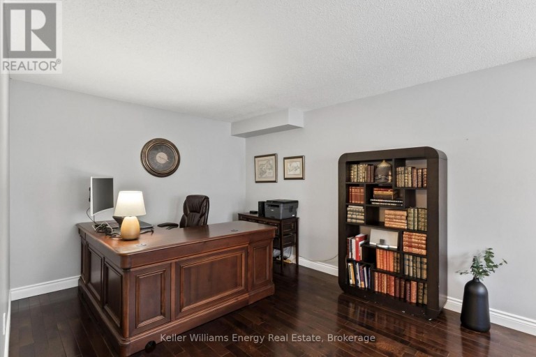 523 PALMTREE CRESCENT, Oshawa (Eastdale), Ontario, L1K2H2