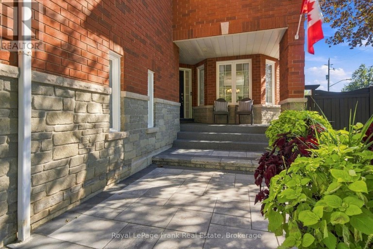 58 PARNELL CRESCENT, Whitby (Pringle Creek), Ontario, L1R2L5