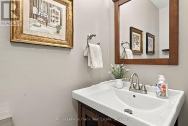 58 PARNELL CRESCENT Whitby (Pringle Creek) Ontario photo 32
