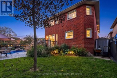 58 PARNELL CRESCENT Whitby (Pringle Creek) Ontario photo 46