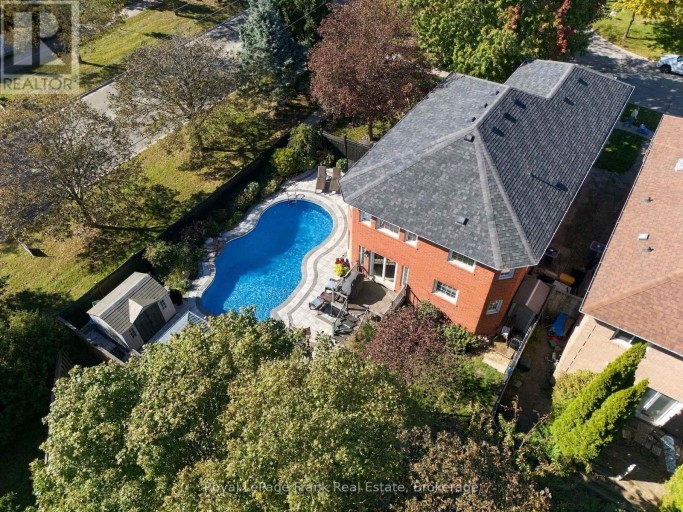 58 PARNELL CRESCENT, Whitby (Pringle Creek), Ontario, L1R2L5