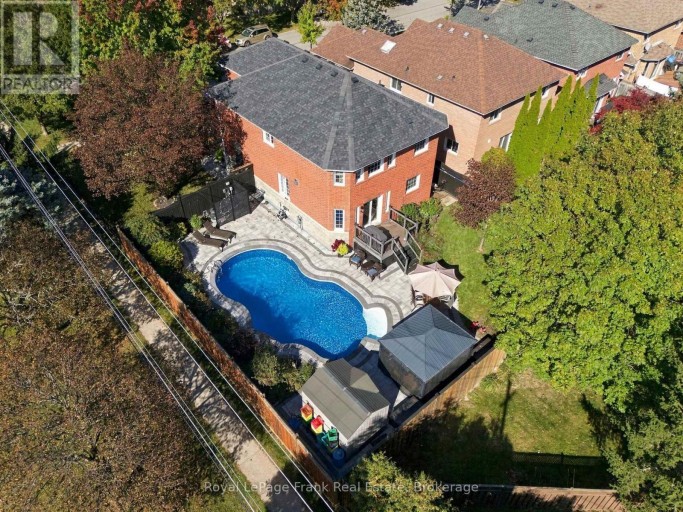 58 PARNELL CRESCENT, Whitby (Pringle Creek), Ontario, L1R2L5