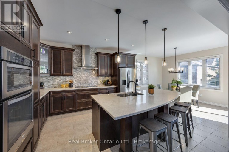 110 SUMERSFORD DRIVE, Clarington (Bowmanville), Ontario, L1C0P5