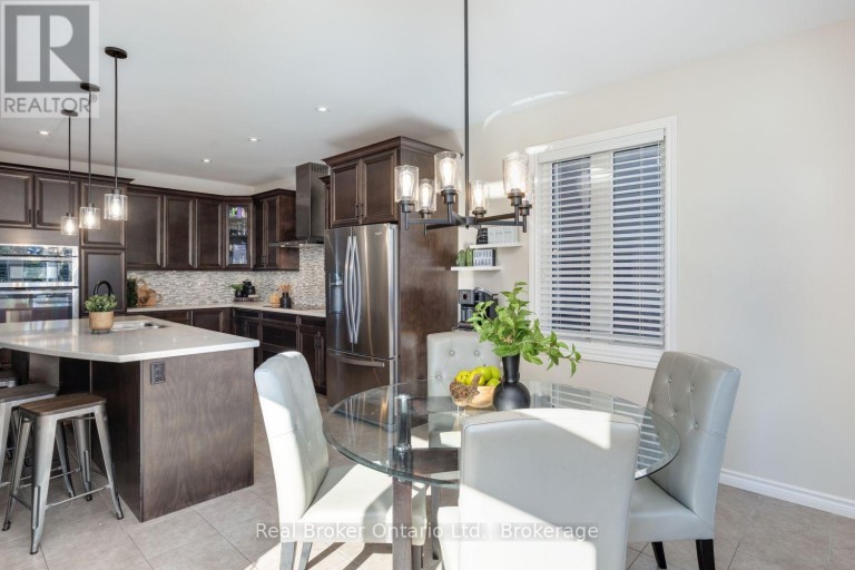 110 SUMERSFORD DRIVE, Clarington (Bowmanville), Ontario, L1C0P5