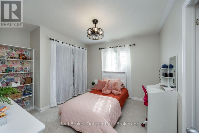 110 SUMERSFORD DRIVE, Clarington (Bowmanville), Ontario, L1C0P5