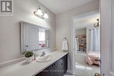110 SUMERSFORD DRIVE Clarington (Bowmanville) Ontario photo 30