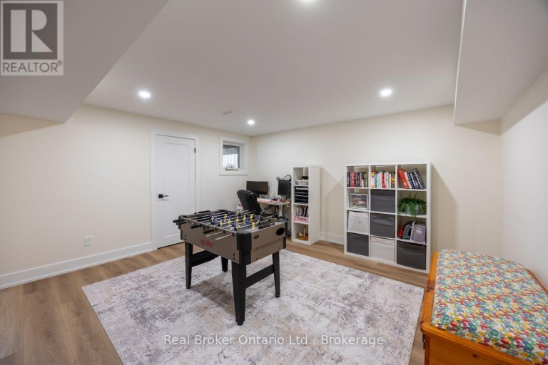 110 SUMERSFORD DRIVE, Clarington (Bowmanville), Ontario, L1C0P5