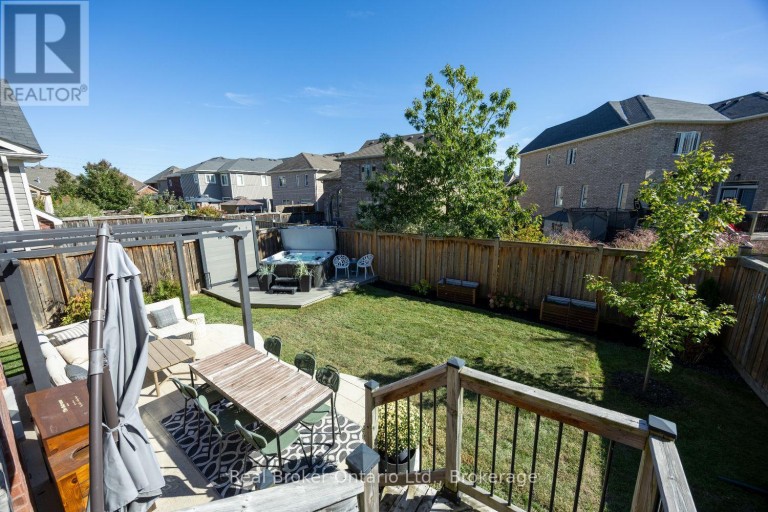 110 SUMERSFORD DRIVE, Clarington (Bowmanville), Ontario, L1C0P5
