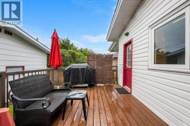 4116 Brisebois Drive NW Calgary Alberta photo 34