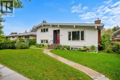 4116 Brisebois Drive NW Calgary Alberta photo 40