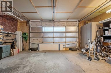 4116 Brisebois Drive NW Calgary Alberta photo 42