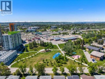 4116 Brisebois Drive NW Calgary Alberta photo 46