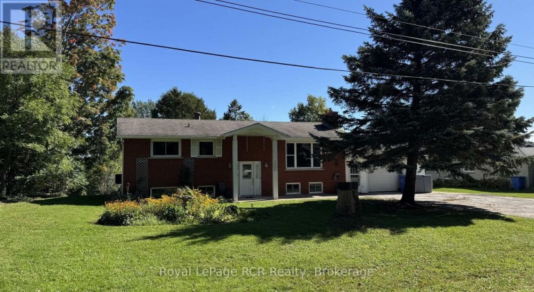105 MAPLE GROVE LANE, Georgian Bluffs, Ontario, N4K0G2
