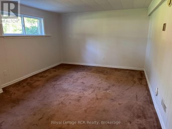 105 MAPLE GROVE LANE Georgian Bluffs Ontario photo 18