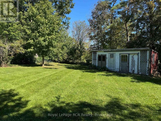 105 MAPLE GROVE LANE, Georgian Bluffs, Ontario, N4K0G2