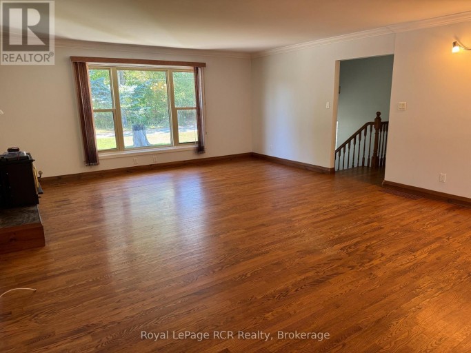 105 MAPLE GROVE LANE, Georgian Bluffs, Ontario, N4K0G2