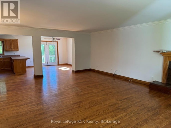 105 MAPLE GROVE LANE, Georgian Bluffs, Ontario, N4K0G2