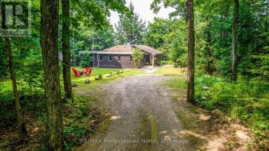 1813 KASHAGAWIGAMOG LAKE ROAD Minden Hills (Minden) Ontario photo 4