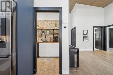 144 WALLIS DRIVE Peterborough (Monaghan Ward 2) Ontario photo 15