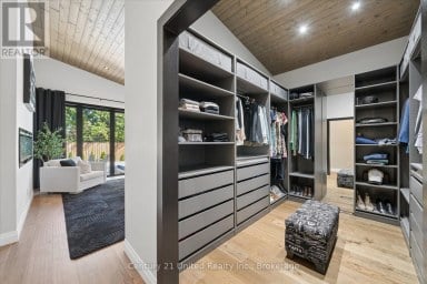 144 WALLIS DRIVE Peterborough (Monaghan Ward 2) Ontario photo 22