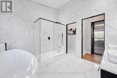 144 WALLIS DRIVE Peterborough (Monaghan Ward 2) Ontario photo 23