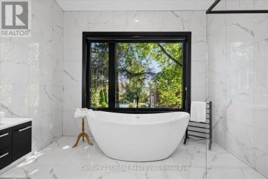 144 WALLIS DRIVE Peterborough (Monaghan Ward 2) Ontario photo 24