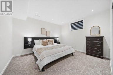 144 WALLIS DRIVE Peterborough (Monaghan Ward 2) Ontario photo 33
