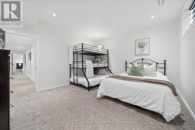144 WALLIS DRIVE Peterborough (Monaghan Ward 2) Ontario photo 36