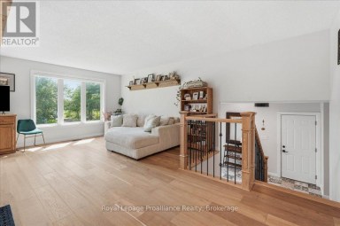 10389 41 HIGHWAY Addington Highlands (Addington Highlands) Ontario photo 10