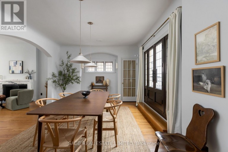 104 PARK ROAD, Toronto (Rosedale-Moore Park), Ontario, M4W2N7