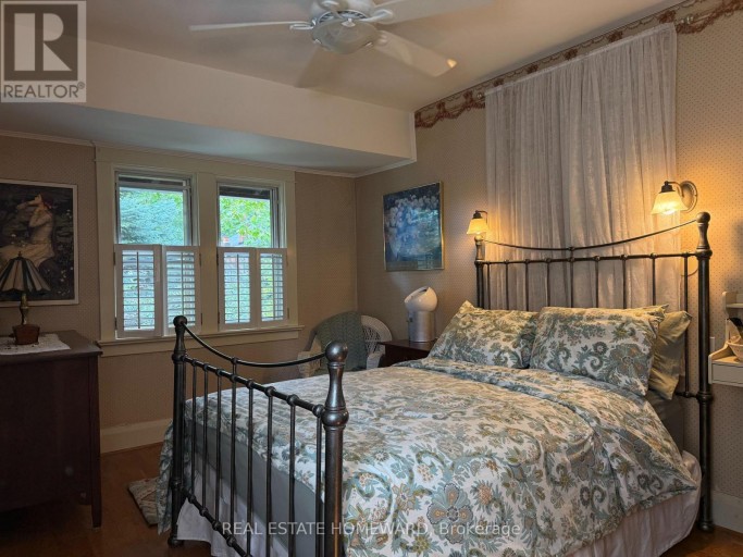 61 NORMANDY BOULEVARD, Toronto (Woodbine Corridor), Ontario, M4L3K4