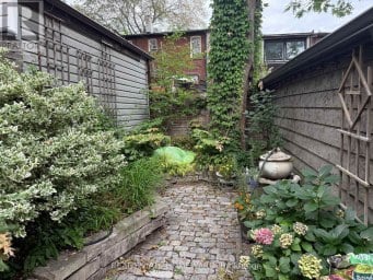 61 NORMANDY BOULEVARD Toronto (Woodbine Corridor) Ontario photo 13